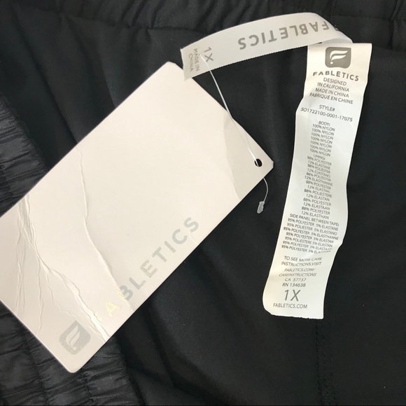 Fabletics Pamela Reflective Short NWT Plus sz 1X - Picture 7 of 9